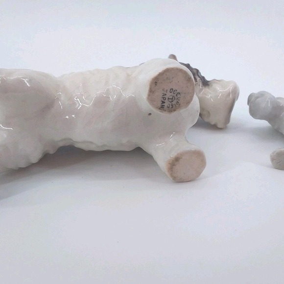 2 Vintage Occupied Japan Gray White Brown Scottie Terrier Dog Figurines 40's 50' - Picture 6 of 8